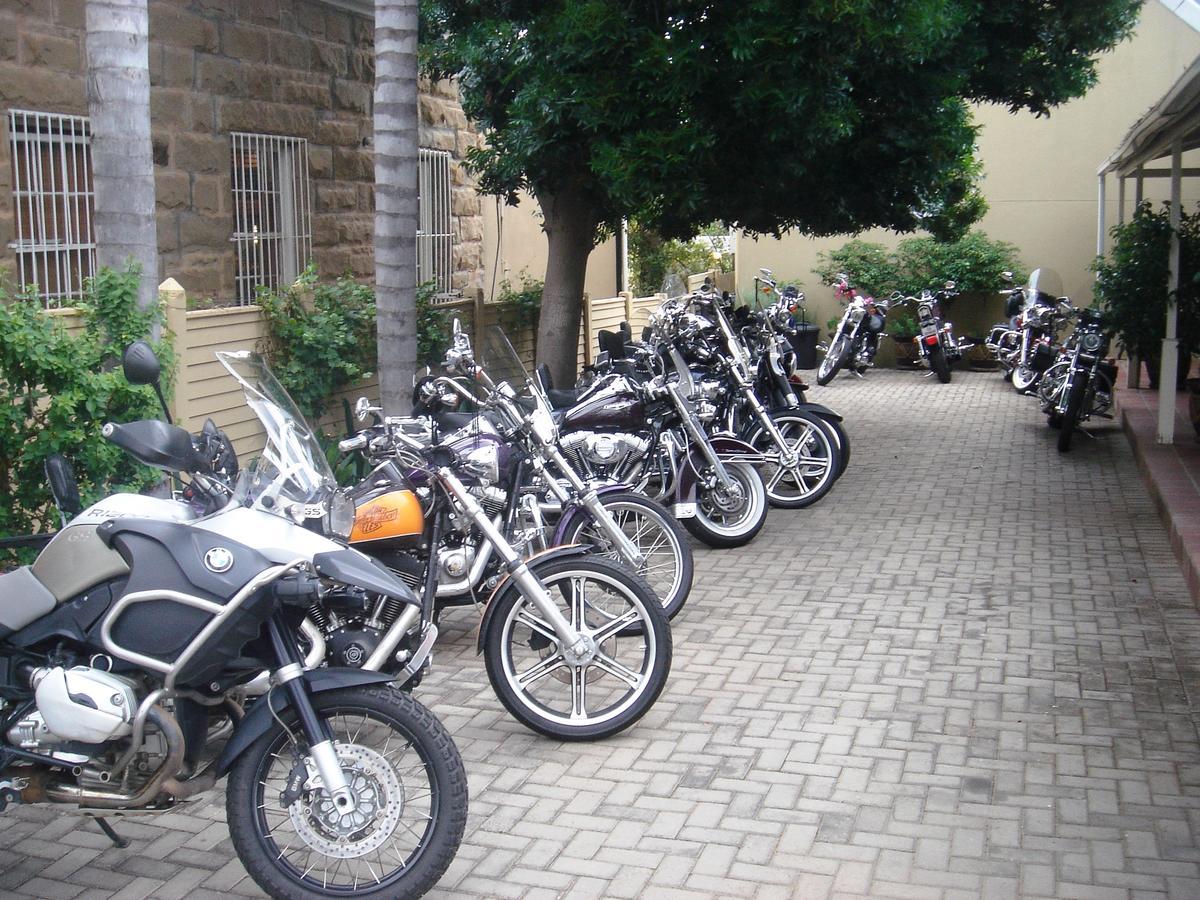 @Yamkela Guest House Oudtshoorn Εξωτερικό φωτογραφία